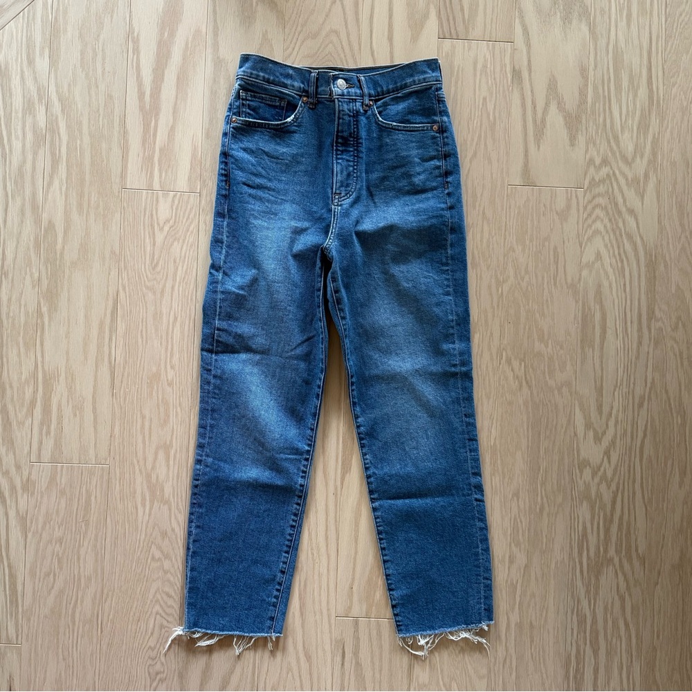 Express Super High Rise Mom Jean